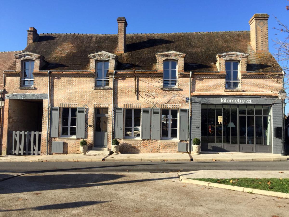 Km 41 Otel Chaumont-sur-Tharonne Dış mekan fotoğraf